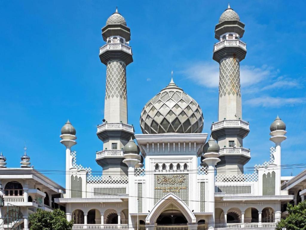 Oyo 3956 Hotel Palem 2 Syariah Маланг Экстерьер фото